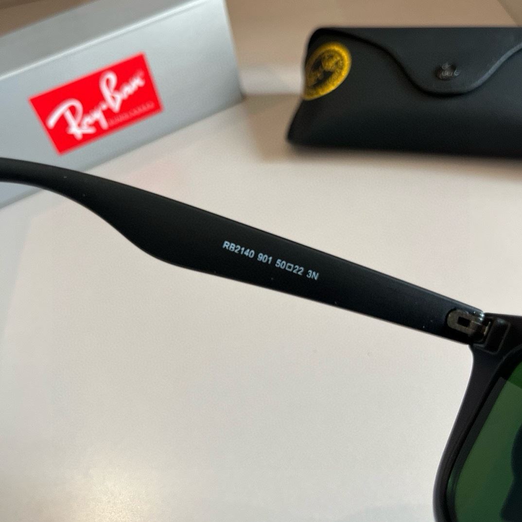 Bay Ban Sunglasses